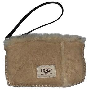UGG wristlet